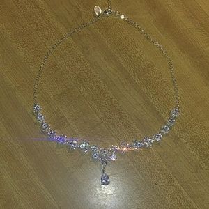 Adjustable diamond necklace
